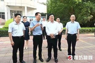 记者：拜仁已告知滕哈赫，只有弗里克不出任新帅时他才是备选方案